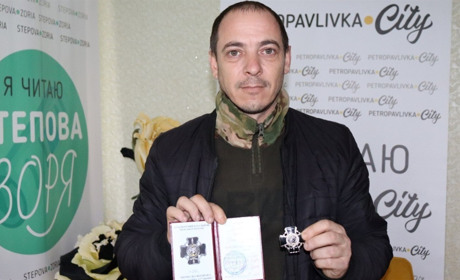 Петропавлівський Антонов отримав «Почесну відзнаку» за успішні бойові дії на Донеччині