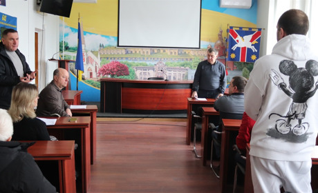 Безпечна весна для бджіл: роз’яснення для пасічників та аграріїв