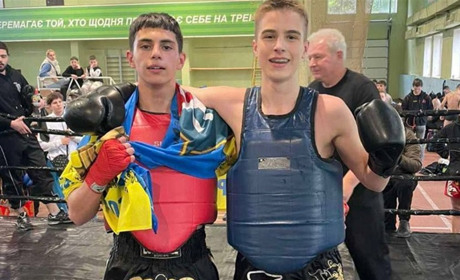 Перемога теплодарців: 20 золотих медалей на чемпіонаті України з кікбоксингу в Броварах