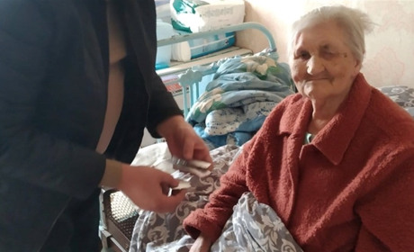 У Торецьку мобільні медбригади надають допомогу паліативним хворим: деталі