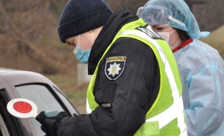 Про режим в’їзду, окрему лікарню і тести — на Хмельниччині посилюють протиепідемічні заходи