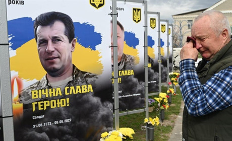 На Звягельщині відкрили Алею Памʼяті Воїнам-односельцям, що полягли за мир в Україні