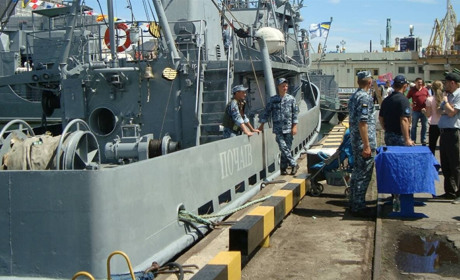 Почаївчани побували на "Почаєві" у День Військово-Морських Сил України 