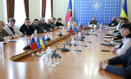 Соціальна політика в умовах війни. На Хмельниччині відбувся черговий «Діалог з громадами»