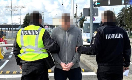 До України екстрадовано хмельничанина, який підозрюється у вбивстві через необережність