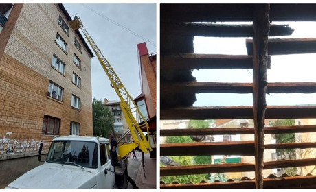 На Соборній об'єднали зусилля і відновлюють жителям покрівлю після негоди