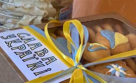 Майорівські жінки об’єдналися, щоб годувати захисників випічкою та хлібо-булочними виробами