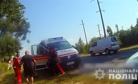 У поліції розповіли подробиці обстрілу цивільного авто між Глуховом і Сумами