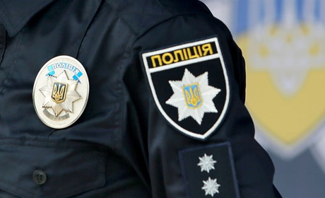 Переяславка хотіла придбати взуття, а втратила гроші: хроніка поліції 10 лютого
