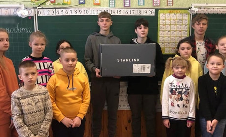 Школярі з Сарненського району придбали Starlink для захисників