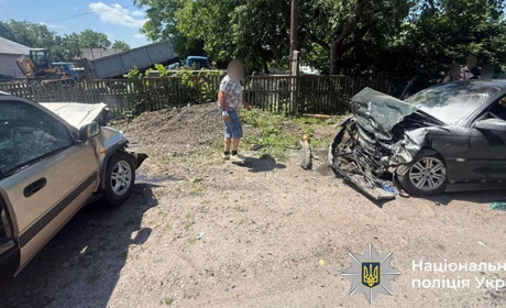 У Барі зіткнулися Honda та Opel: четверо людей потрапили до лікарні