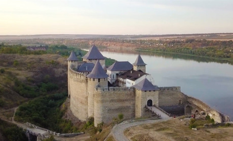 Зберегли лікарню та залучили 80 мільйонів грантових коштів: як розвивається Хотинська громада