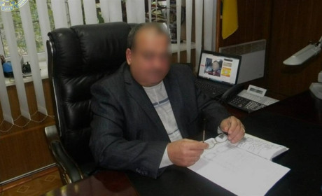 Допомагав окупантам будувати укріплення: повідомили про підозру депутату з Херсонщини