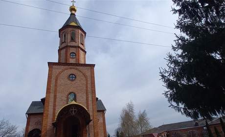 Розклад богослужінь в Свято-Благовіщенському храмі Краснограда: коли освячуватимуть паски