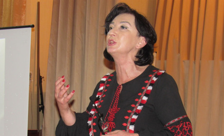 «Я Сватовим засватаний». Чому відомий письменник Іван Низовий був закоханий у Сватове 