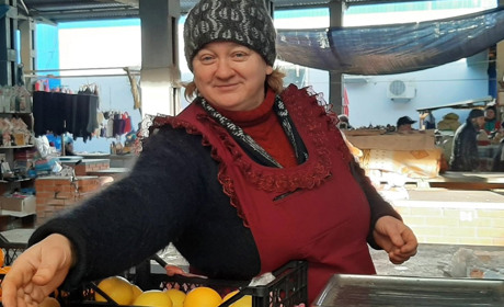 Як не мерзнути під час холодів на вулиці: лайфхаки від тих, хто постійно працює на свіжому повітрі