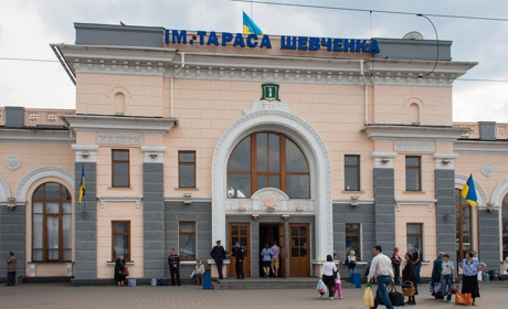 Сміла в «червоній» зоні, залізнична станція і потяги працюють тільки на «вихід» 