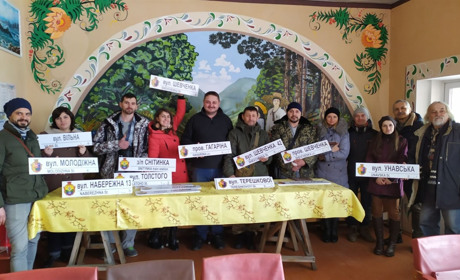 Вказівники, автобуси і освітлення: чим займаються активісти Малоснітинського старостинського округу