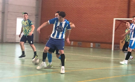 Доросла команда з Первомайська лідирує у змаганнях з футзалу. Відбулись чергові матчі