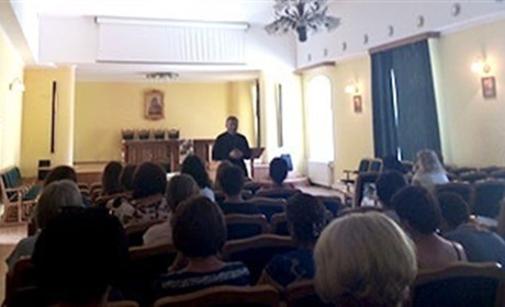 Владика Бучацької єпархії Дмитро Григорак зустрівся із вчителями християнської етики