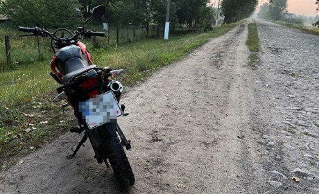 ДТП з неповнолітніми на Сарненщині: 18-річний мотоцикліст втік