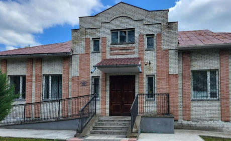 Приміщення знищене, але сервісний центр Пенсійного фонду у Білопіллі працює