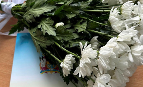У пологовому відділенні Звягеля в День матері привітали двох породіль з народженням дітей