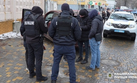 «Ваш син у ТЦК»: в Одесі судитимуть чоловіка за схему шахрайства на 12,5 тисяч доларів