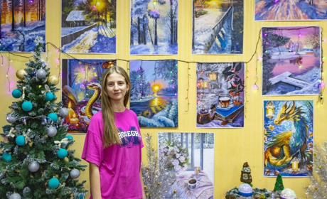 «Справжня зима»: художниця з Глухова завершила цикл картин про пори року яскравою виставкою