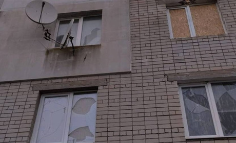 На Херсонщині армія рф завдала ударів по житлових кварталах, критичній та соціальній інфраструктурі