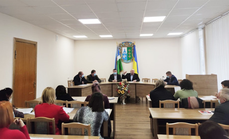 Триває непростий процес "розлучення" громад Кіцманського району