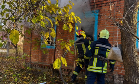 У Тростянці по вулиці Сковороди горів будинок