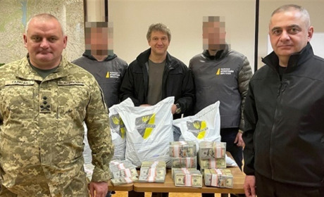 Найбільший хабар в історії України піде на армію. Замовник "послуги" має відношення до Біляївки