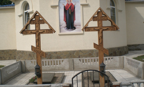 Як живуть у монастирі, якому одночасно і аж 232 роки, і лише 8