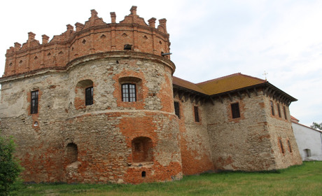 Телеканал 1+1 прорекламував Старокостянтинів