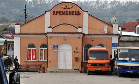 Місто у цифрах: скільки пасажирів перевозить автовокзал Кременця 
