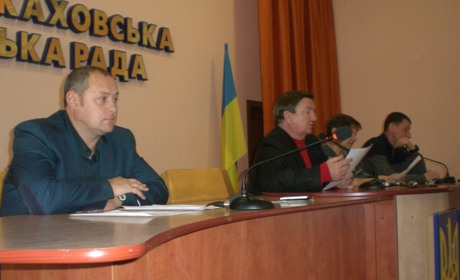 Репортаж з громадських слухань, на яких емоційно обговорювали підвищення вдвічі тарифів на маршрутки