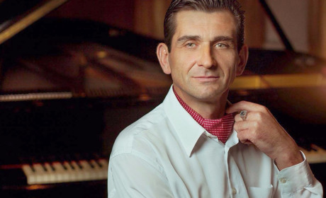  Мелитополец с удивительным голосом мог бы устроить концерт длительностью в... 7 часов!