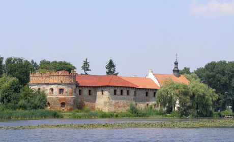 Тест-гра: вгадайте де це місце у Старконі?