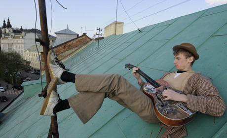 Василь Карвацький: «Я не прив’язуюся до міст, я прикіпаю до людей»