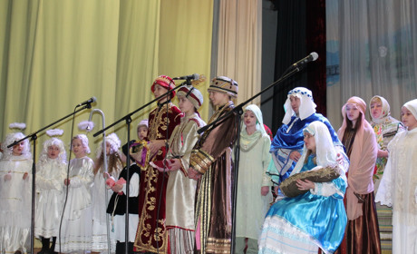 Фоторепортаж. «Різдвяна зірка» зібрала повний зал у Будинку офіцерів