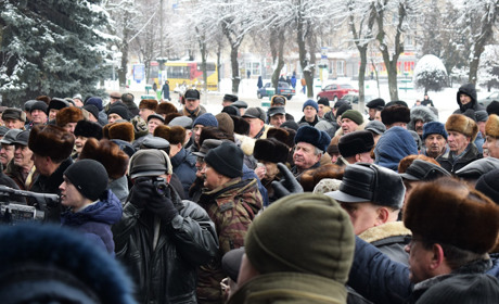 Новоградські пенсіонери протестують