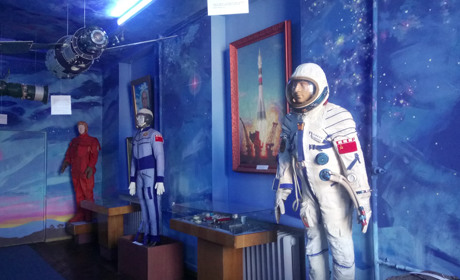 Що можна побачити у кімнаті космонавтики в музеї у Почаєві
