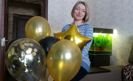 Віта Колесник робить свято з повітря і надуває в місяць тисячі кульок 