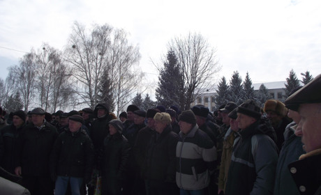 Військові пенсіонери Новограда знову протестували (ФОТО)
