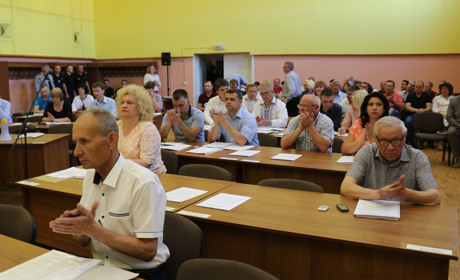 Новини за 30 квітня - 6 травня: сесія у новому приміщенні, перемоги у змаганнях та посівна у районі