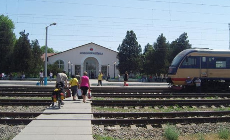 Влітку на Херсонщину курсуватимуть додаткові поїзди