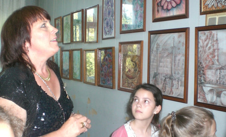 Картини для виставки в Новій Каховці Інна Москаленко привезла з Італії