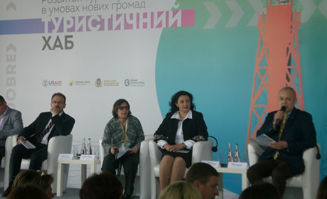 Іванна Климпуш-Цинцадзе ловила бичків і смажила яєшню з помідорами на Бірючому острові