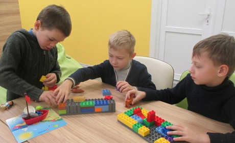 В інклюзивному центрі з дітьми займатимуться логопеди, дефектолог і психолог